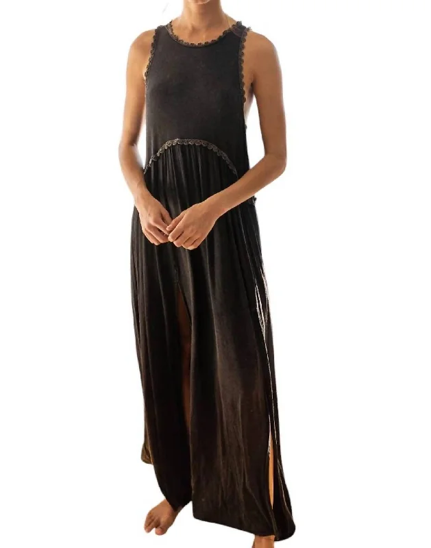 Comfortable Casual Women's Clothing Babydoll Dress With Zip Back In Black