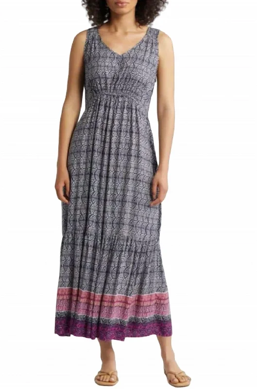 Women's Clothing For Holiday Travel Freesia Dress In Tunisan Carpet