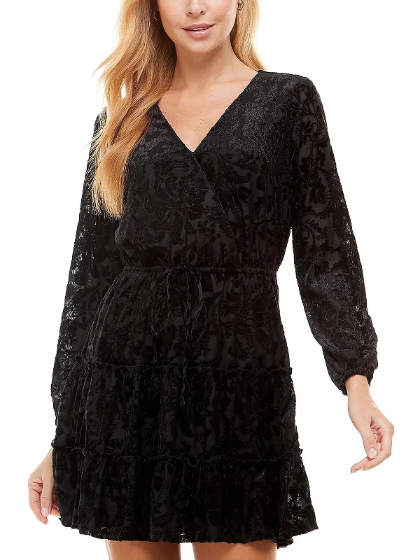 Women's Office Outfit Womens Velvet V-Neck Mini Fit & Flare Dress