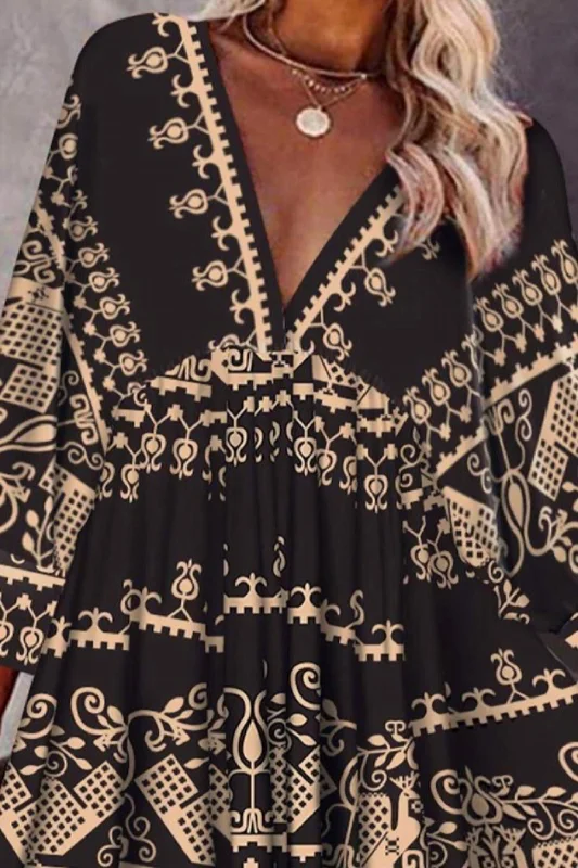 Casual Fashion Vee Neck Border Print Dress In Black