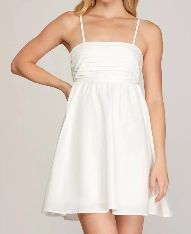 Women's Urban Clothing Pleated Cut Out Dress In White