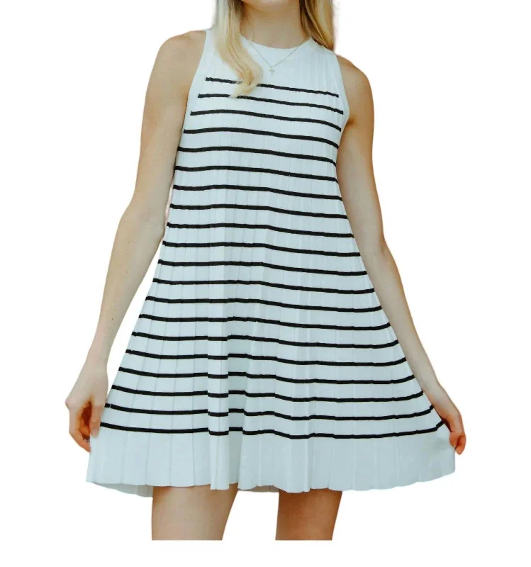 Modern Women's Outfit Stripe Sweater Dress In White Stripe