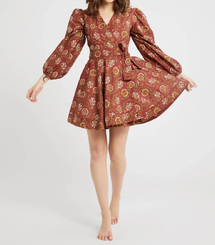 Women's Trendy Outfits Nan Wrap Dres In Cinnabar