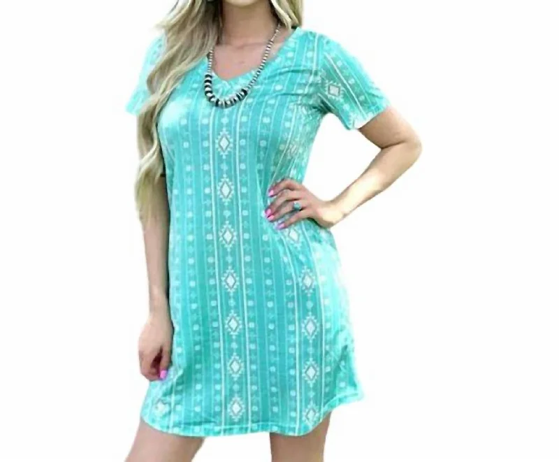 Trendy Women's Wear Walking In Turquoise Dress