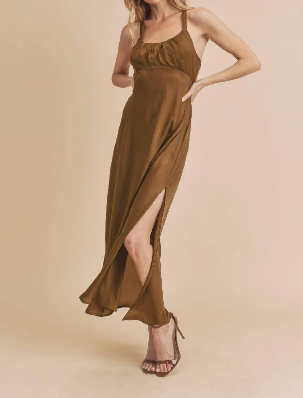 Casual and Comfortable Outfits Mae Dress In Mocha