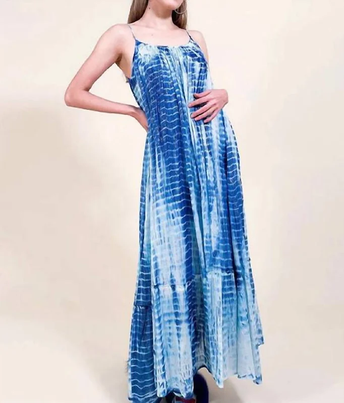 Women's Functional Outfit For Outdoor Activities Marley Dress In Tie Dye Blue