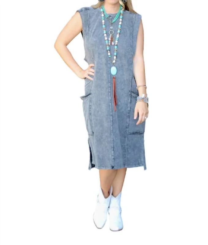 Women's Functional Outfit For Outdoor Activities Endless Ideas Dress In Washed Black