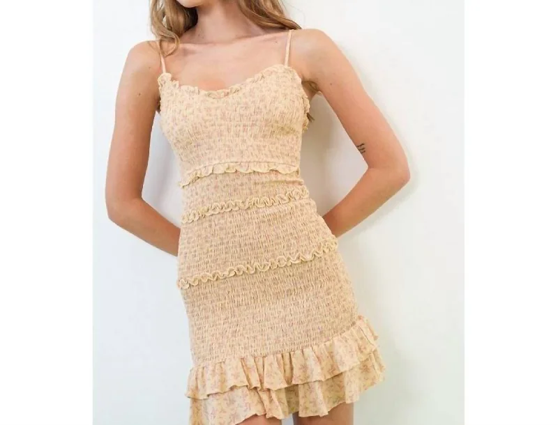 Women's Trendy Outfits Lily Smock Dress In Yellow