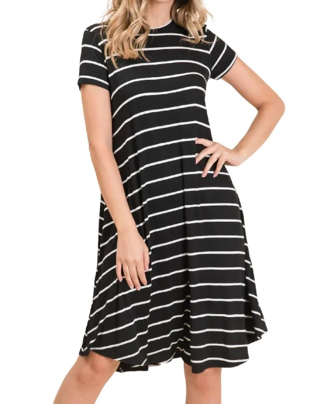 Holiday Gift Guide Sale Relaxed Fit Stripe Dress In Black/white