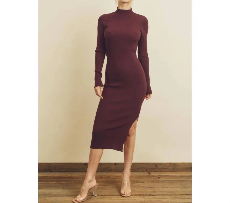 Sophisticated Outfits Ribbed Knit Mock Neck Dress In Burgundy