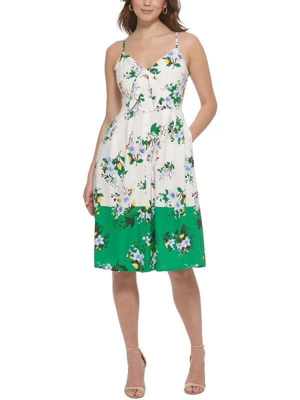 Chic Outfits Womens Smocked Knee-Length Fit & Flare Dress