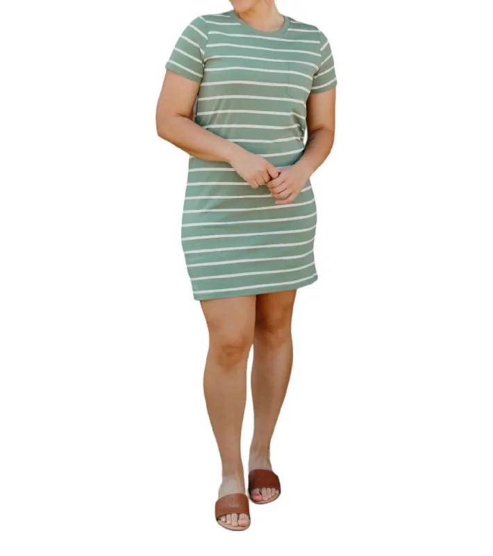 Women's Clothes For Outdoor Events Kick Back Dress In Palm Leaves