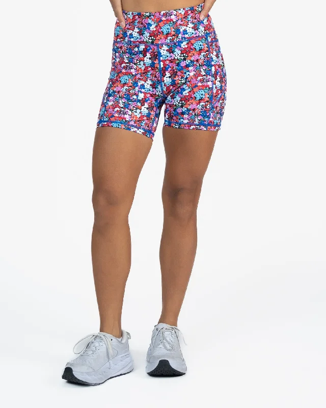 Flow Into Savings With Trendy Yoga Apparel Lux Baseline Shorts (5 in. inseam) - Winter Garden
