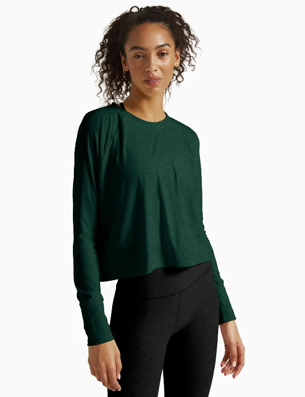 Limited-Stock Sale On Yoga Tops And Leggings Featherweight Daydreamer Pullover - Dark Spruce Green Heather