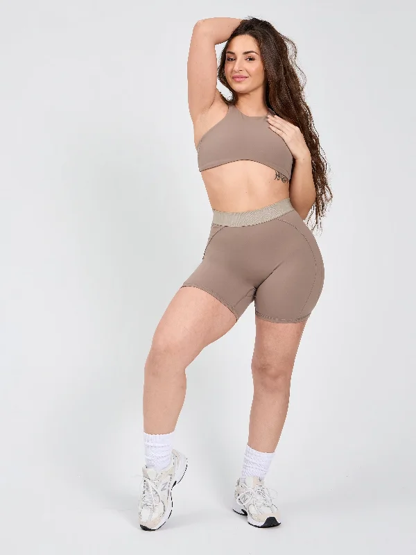 Upgrade Your Yoga Wardrobe For Less Bliss Butter Short 6" - Chai Latte