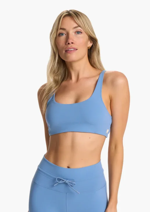 Flex Your Budget With Premium Yoga Clothing Deals Vuori Yosemite Bra