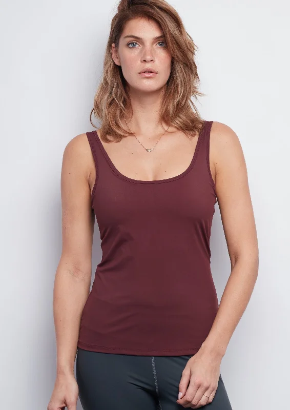The Yoga Wear Sale You’Ve Been Waiting For Burgundy Sculpt Tank