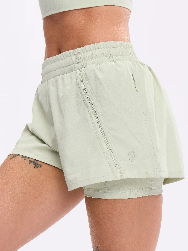 Find Balance In Stylish And Affordable Yoga Wear Hot Girl Run Short - Pistachio