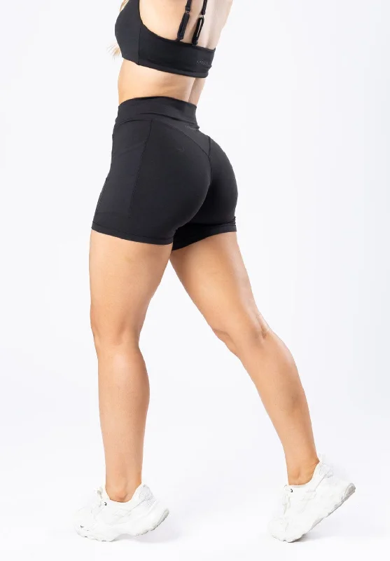 Comfortable, Stylish, And Now More Affordable Reluna Dip Pocket Sculptseam™ Short Black