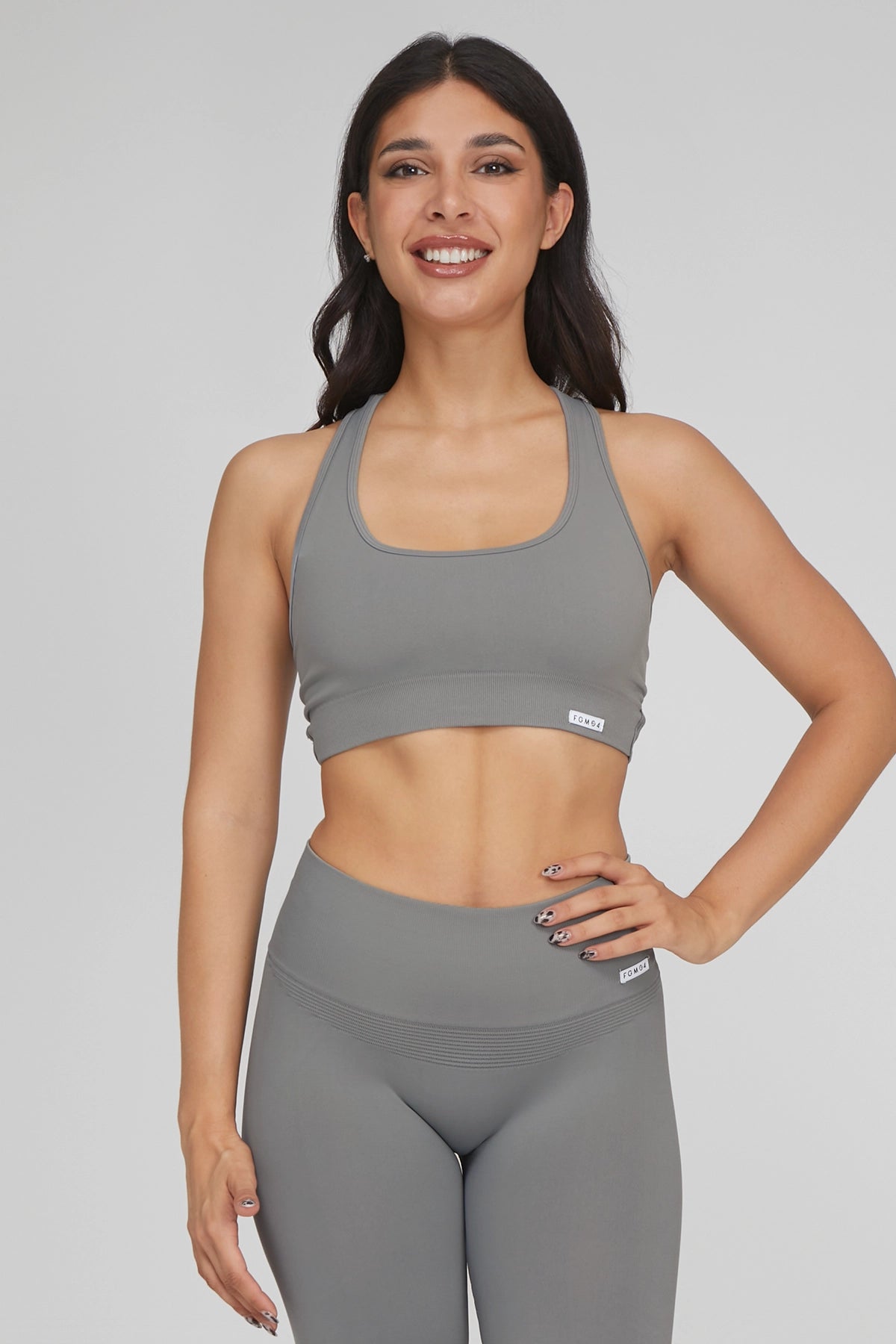 Premium Yoga Wear At Special Discounts Top Neith Grigio Monument