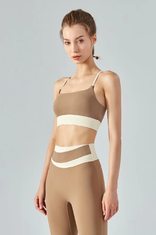 Comfortable, Stylish, And Now More Affordable Colorblock Criss Cross Back Sports Bra Comfortable, Stylish, And Now More Affordable Colorblock Criss Cross Back Sports Bra