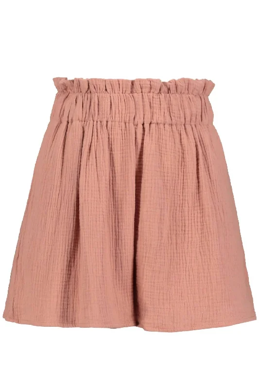 Flex Your Budget With Premium Yoga Clothing Deals Sardinia Short In Coral